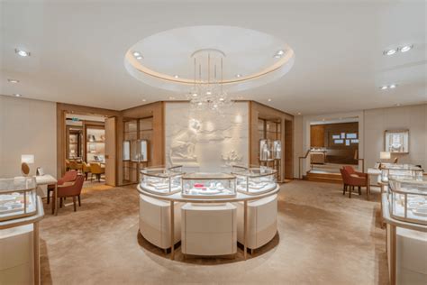 boutique cartier francois 1er|Cartier® Boutiques .